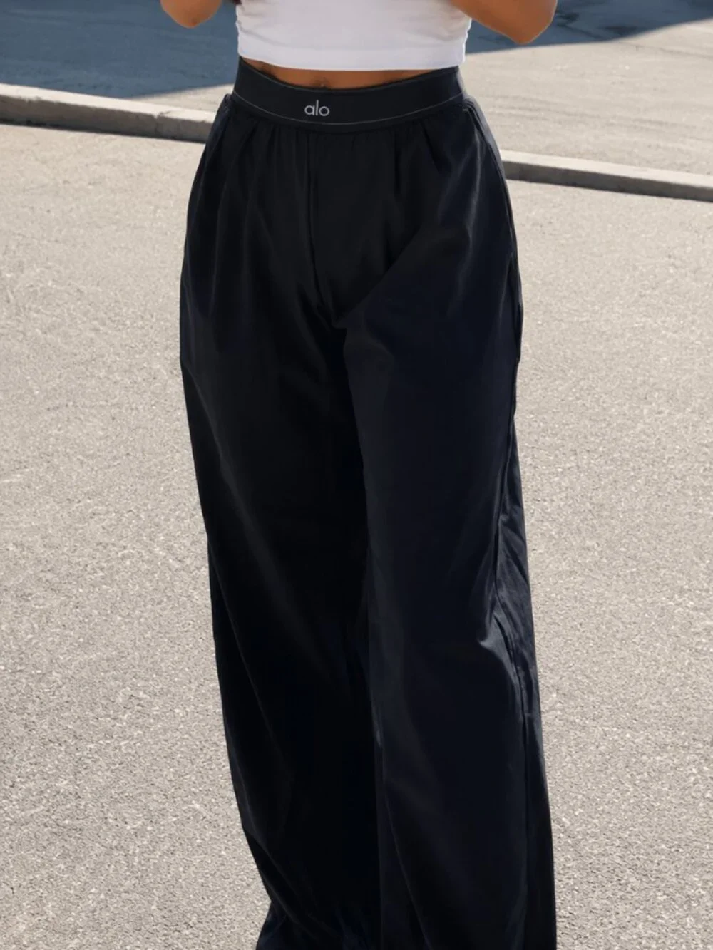 💌Alo Yoga Suit Up Trouser (Regular) - Loose/Straight/Versatile Outfit🛒